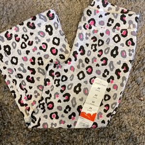 New with tags jumping beans girls joggers. Size 3T